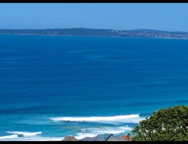 3 BEDROOM HOUSE FOR SALE IN DANA BAY